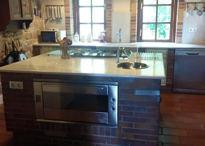 Charming In Riveira With Private Pool 260 M² *